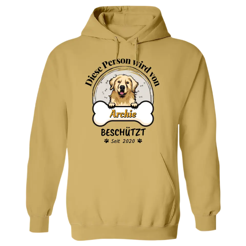 Person wird beschützt - Personalisierter Hoodie